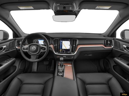 Used 2020 Volvo S60 T5 Momentum FWD image 4
