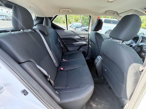 Used 2024 Nissan Kicks SV FWD image 24
