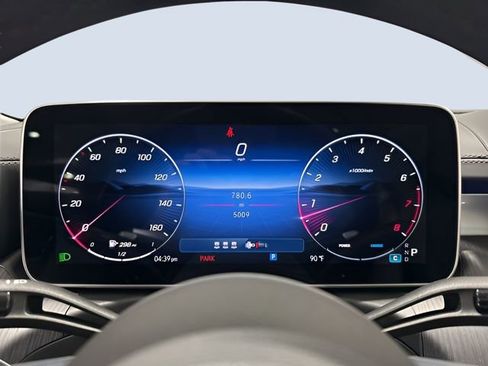 Used 2025 Mercedes-Benz C 300 4MATIC Sedan image 17