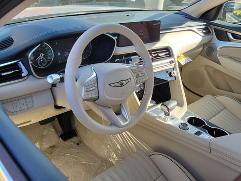 New 2026 Genesis G70 2.5T Prestige image 3