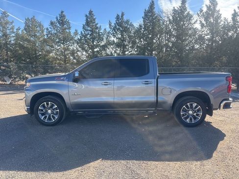 Used 2019 Chevrolet Silverado 1500 LT w/ Texas Edition image 3