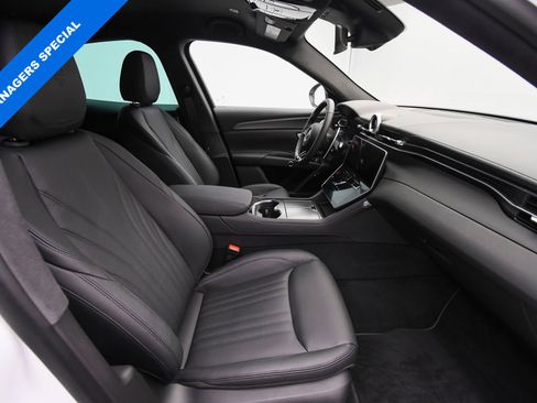 Used 2024 Maserati Grecale GT image 58