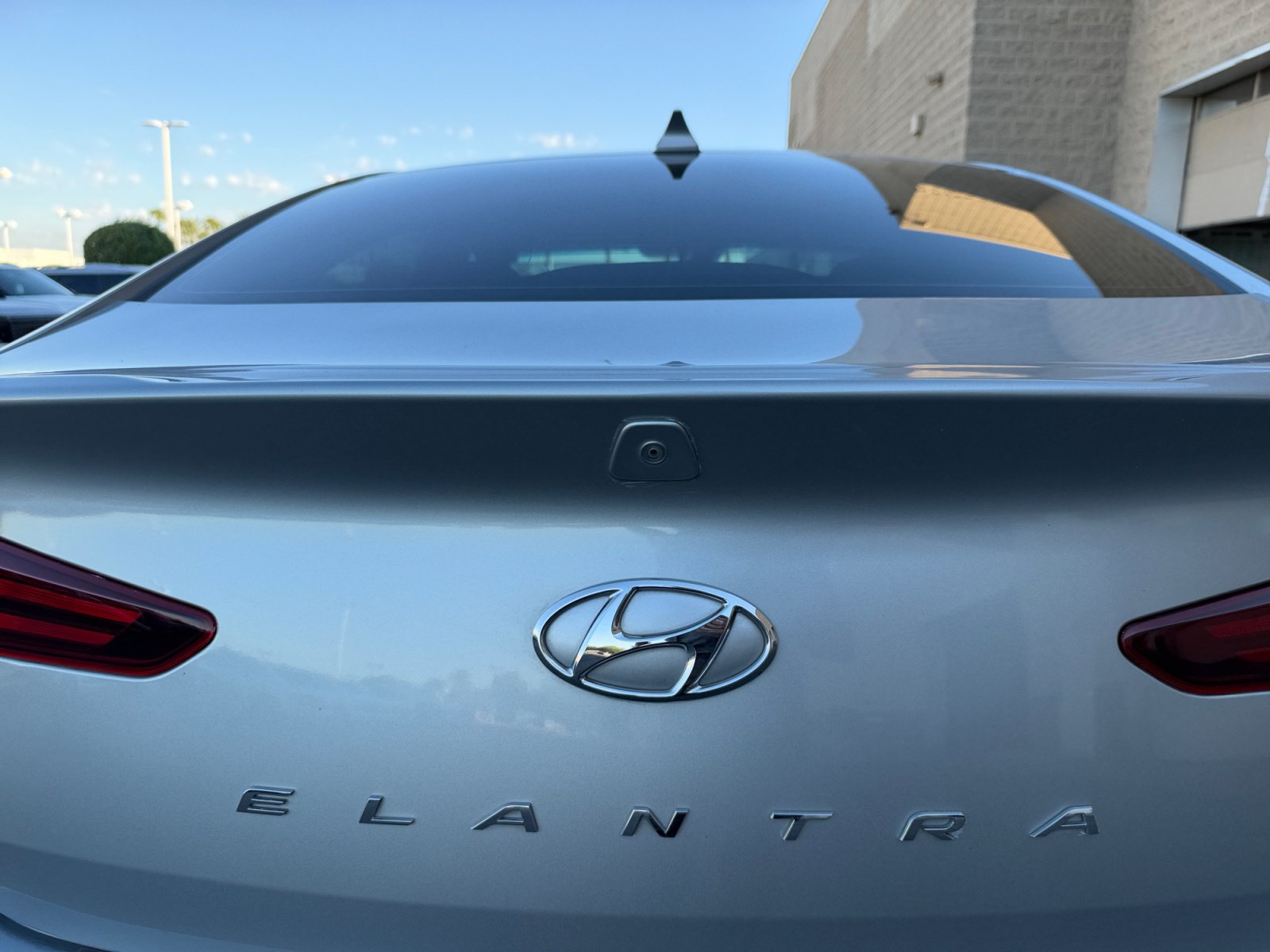 Used 2020 Hyundai Elantra SEL w/ Cargo Package (C1) FWD image 23