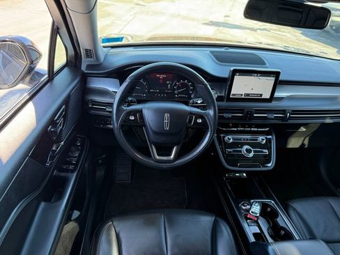 Used 2021 Lincoln Corsair AWD w/ Premium Package image 6