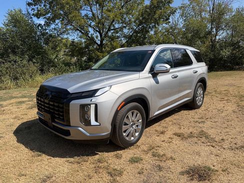 Used 2025 Hyundai Palisade SEL FWD image 1