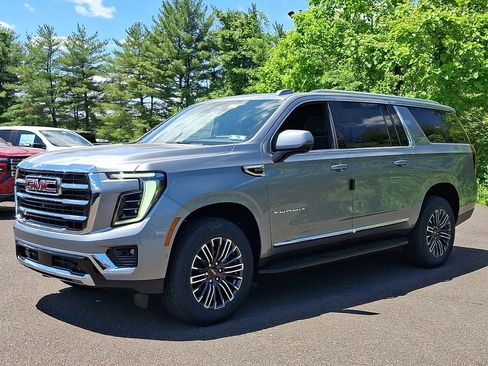 New 2026 GMC Yukon XL Elevation w/ Elevation Premium Package AWD/4WD image 2