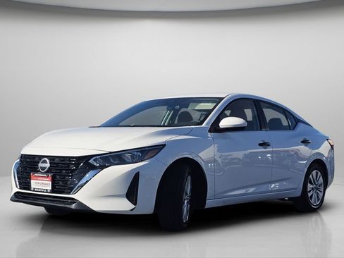 Used 2024 Nissan Sentra S image 19