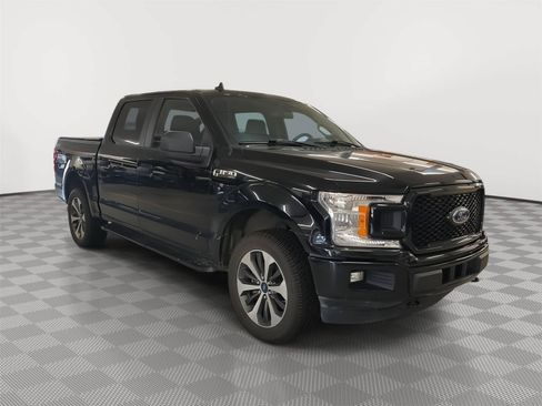 Used 2020 Ford F150 XL w/ Equipment Group 101A Mid AWD/4WD image 4