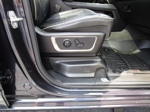 Used 2019 RAM 1500 Limited image 36