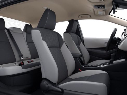 Used 2026 Toyota Corolla LE FWD image 7