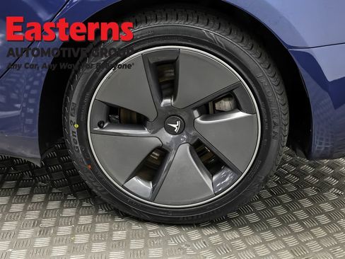 Used 2023 Tesla Model 3 Standard Range RWD image 27