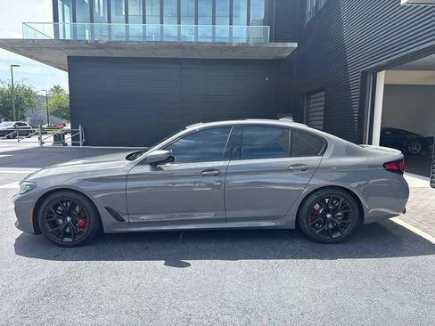 Used 2022 BMW M550i xDrive w/ Premium Package AWD/4WD image 2