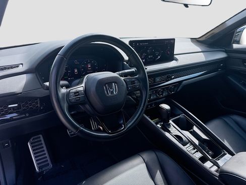 Certified 2025 Honda Accord Sport image 9