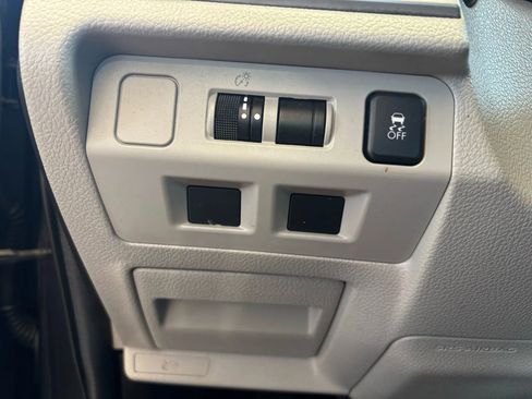 Used 2016 Subaru Forester 2.5i Premium image 18