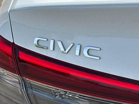 Certified 2024 Honda Civic LX image 31