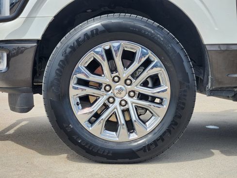 Used 2024 Ford F150 King Ranch w/ FX4 Off-Road Package AWD/4WD image 11