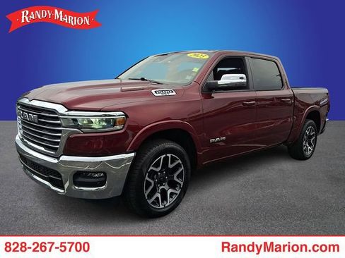 Used 2025 RAM 1500 Laramie AWD/4WD image 1