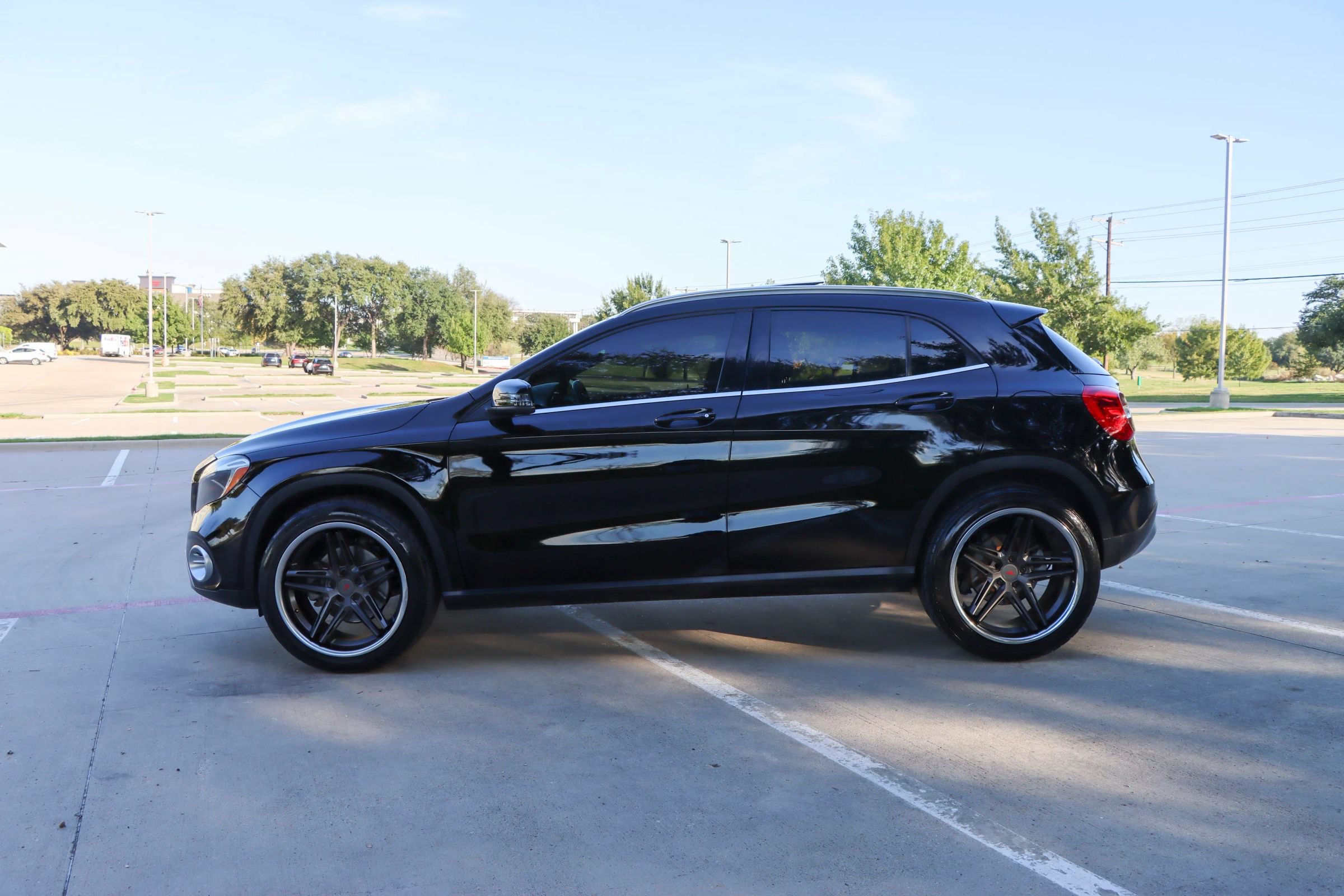 Used 2018 Mercedes-Benz GLA 250 image 4