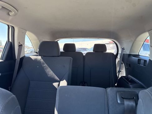 Used 2020 Kia Sorento LX V6 image 23