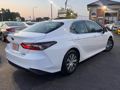 Used 2023 Toyota Camry LE image 4