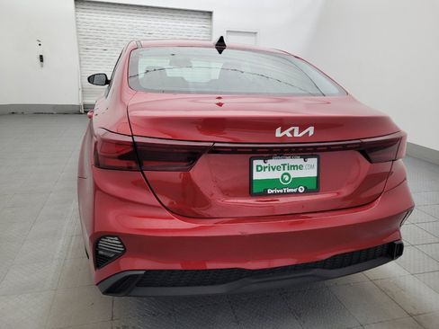 Used 2024 Kia Forte LXS FWD image 6