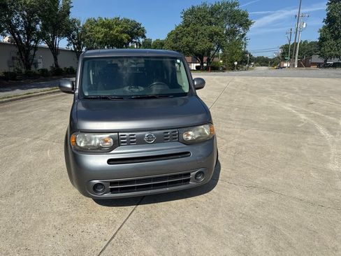 Used 2013 Nissan Cube 1.8 S w/ Interior Illumination Pkg FWD image 2