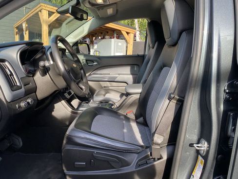 Used 2015 Chevrolet Colorado Z71 AWD/4WD image 13