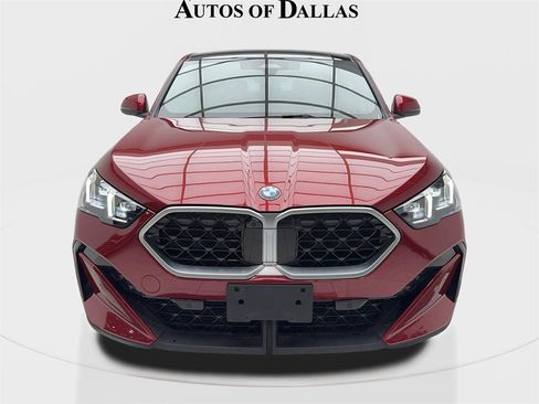 Used 2025 BMW X2 xDrive28i w/ Premium Package image 4