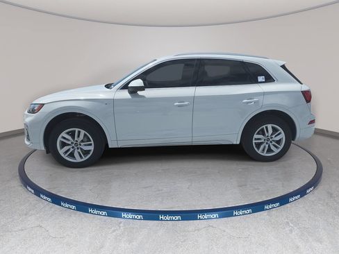 Used 2023 Audi Q5 2.0T Premium w/ Convenience Package AWD/4WD image 11