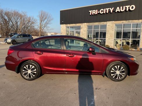 Used 2012 Honda Civic LX image 9