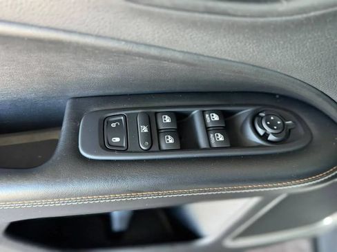 Used 2019 Jeep Compass Latitude w/ Popular Equipment Group AWD/4WD image 25