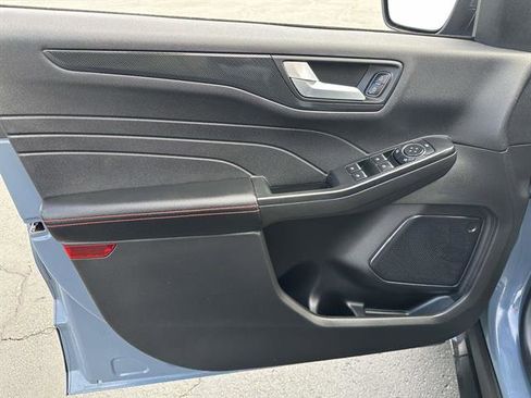 Used 2024 Ford Escape ST-Line w/ Tech Pack #1 image 9