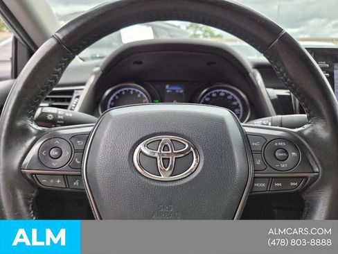 Used 2022 Toyota Camry SE w/ Convenience Package FWD image 21