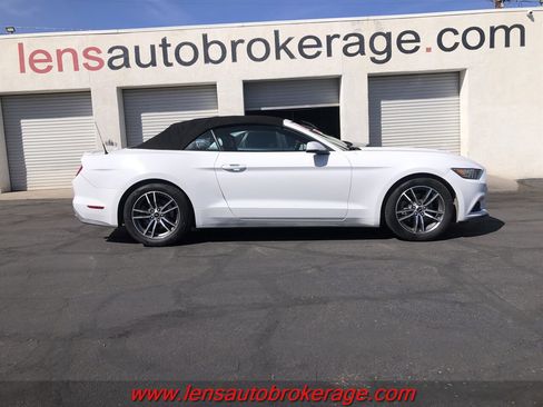 Used 2016 Ford Mustang Premium image 1