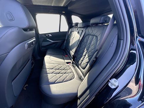 New 2026 BMW X5 xDrive50e w/ M Sport Package AWD/4WD image 17