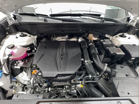 Used 2026 Hyundai Santa Fe SEL FWD image 18