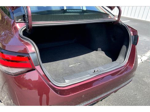 Used 2025 Nissan Sentra SV FWD image 24
