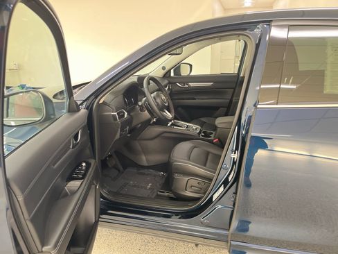 Used 2025 MAZDA CX-5 AWD 2.5 S w/ Premium Plus Pkg image 12