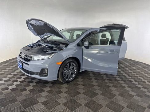 Used 2026 Honda Odyssey Touring image 13