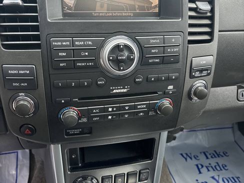 Used 2012 Nissan Pathfinder Silver AWD/4WD image 8
