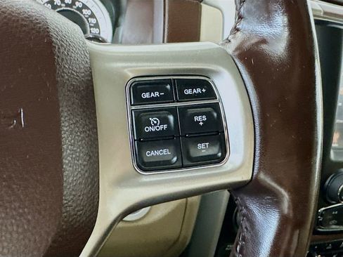 Used 2016 RAM 1500 Laramie w/ Convenience Group AWD/4WD image 26