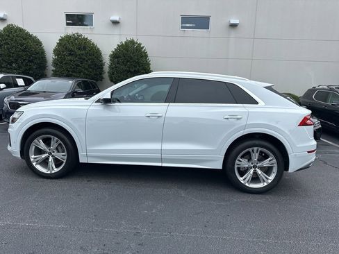 Used 2023 Audi Q8 Premium Plus image 6