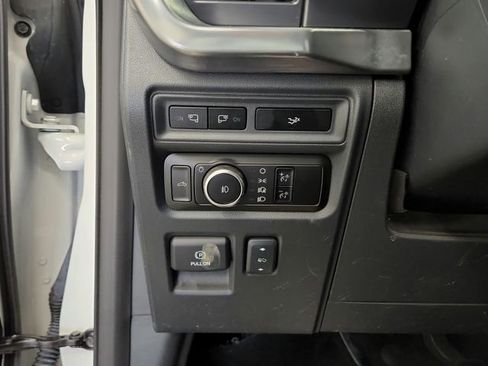 Used 2023 Ford F150 Lariat w/ Equipment Group 502A High AWD/4WD image 36