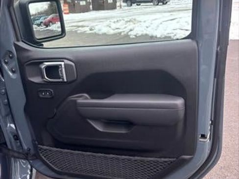 New 2026 Jeep Wrangler Sport AWD/4WD image 39