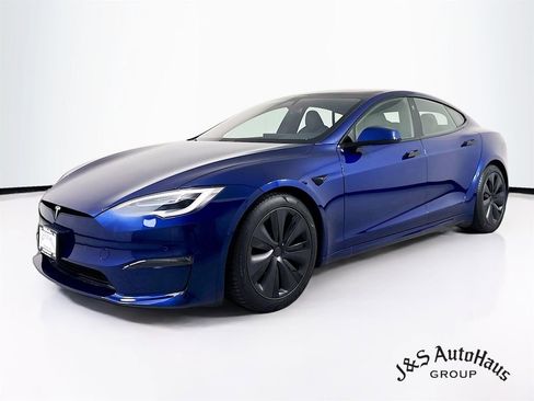 Used 2021 Tesla Model S Plaid image 3