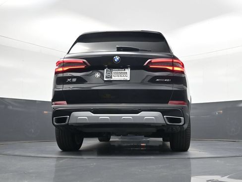 Used 2022 BMW X5 xDrive40i w/ Premium Package AWD/4WD image 22