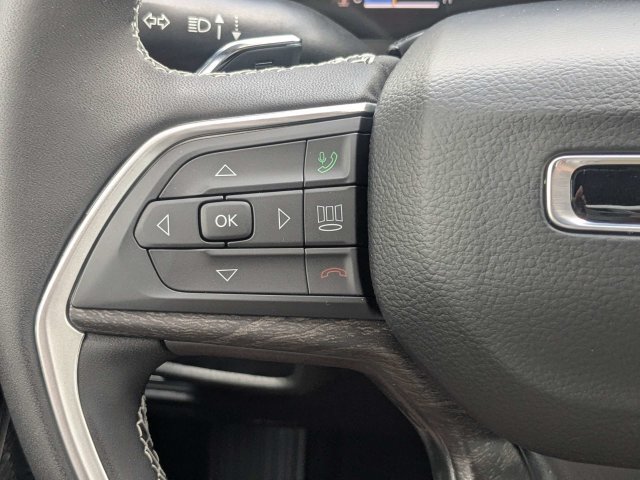 New 2027 Jeep Grand Cherokee Altitude AWD/4WD image 26