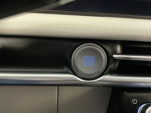 Used 2025 Hyundai Tucson SE FWD image 23
