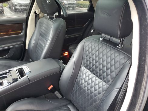 Used 2019 Jaguar XJ L Supercharged image 20