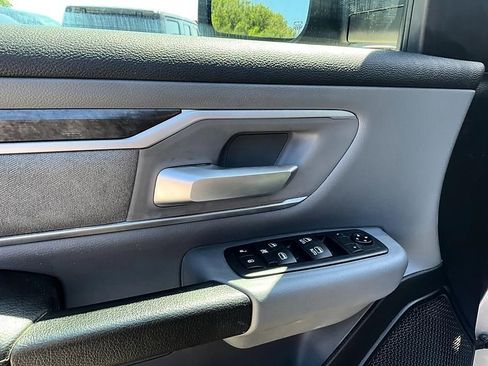 Used 2020 RAM 1500 Big Horn AWD/4WD image 12